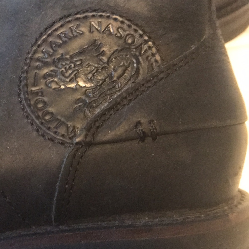 Excellent Condition Like New - Picture 2 of 4